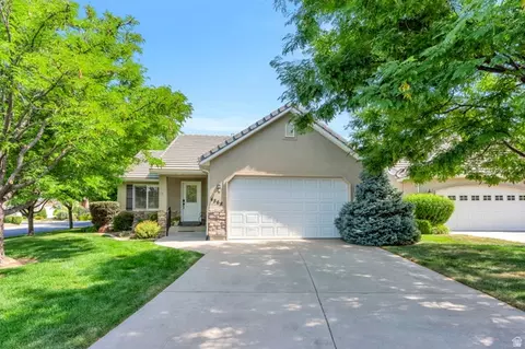4568 W Temple Shadows Dr, Cedar Hills, UT 84062