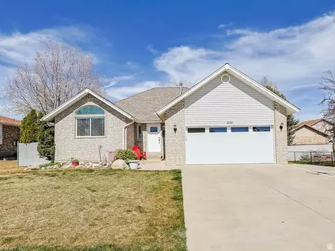 3974 W Dunkeld St, South Jordan, UT 84009