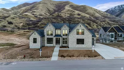 Exterior - 764 N 2000 E, Mapleton, UT 84664 photo 2 of 3