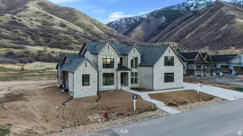 Exterior - 764 N 2000 E, Mapleton, UT 84664 photo 3 of 3