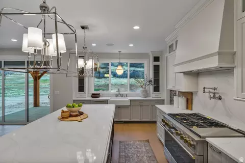 Kitchen - 764 N 2000 E, Mapleton, UT 84664 photo 4 of 7