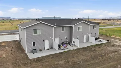 Exterior - 89 E 200 S, Franklin, ID 83237 photo 2 of 4
