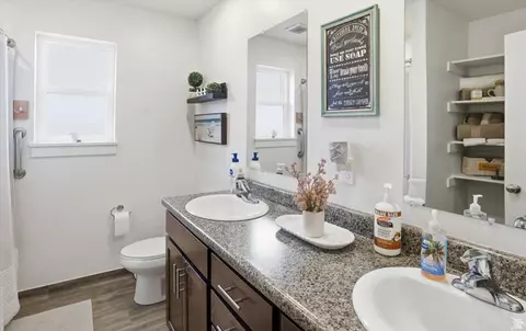 Bath - 89 E 200 S, Franklin, ID 83237 photo 1 of 3