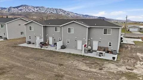Exterior - 89 E 200 S, Franklin, ID 83237 photo 3 of 4