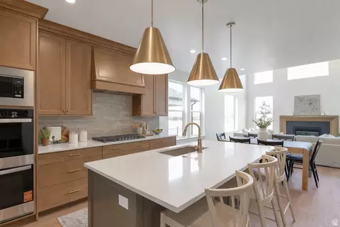 Kitchen - 2132 N 725 W, Centerville, UT 84014 photo 4 of 4
