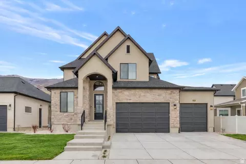 2132 N 725 W, Centerville, UT 84014
