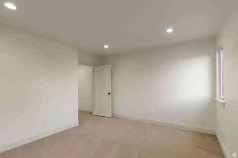 Bedroom - 2132 N 725 W, Centerville, UT 84014 photo 9 of 13
