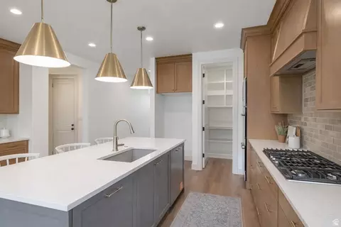 Kitchen - 2132 N 725 W, Centerville, UT 84014 photo 3 of 4