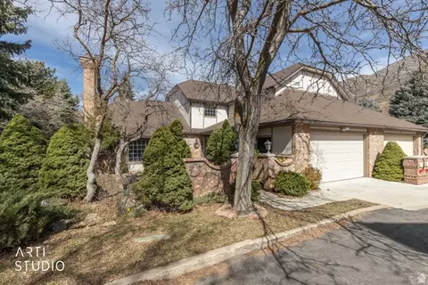 4741 S Banbury, South Ogden, UT 84403