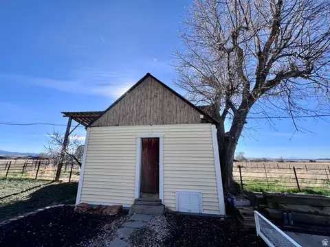 Exterior - 479 E 100 N, Meadow, UT 84644 photo 12 of 24