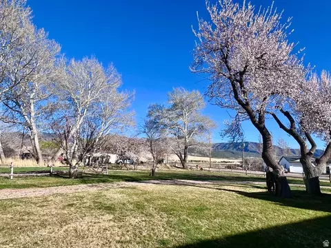 Exterior - 479 E 100 N, Meadow, UT 84644 photo 15 of 24