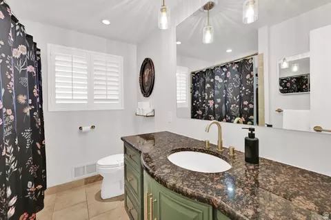 Bath - 2088 N 450 W, Sunset, UT 84015 photo 1 of 3
