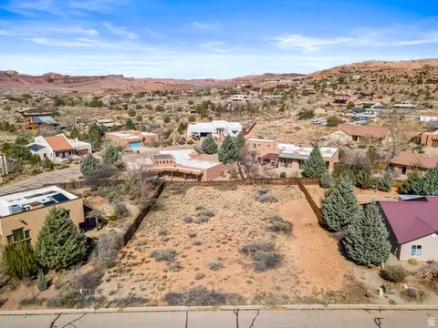 2204 S Arena Roja #2, Moab, UT 84532 photo 5