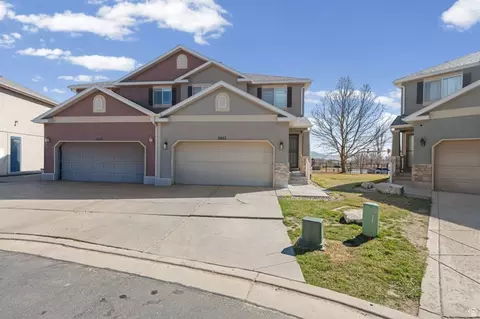 8042 N Clearwater Rd W, Eagle Mountain, UT 84005