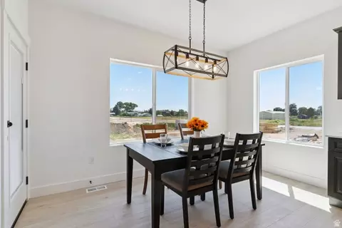 Dining - 5777 W 4100 S, Hooper, UT 84315 photo 1 of 2