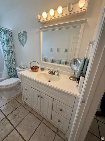 Bath - 591 E 300 S, Mount Pleasant, UT 84647 photo 2 of 3
