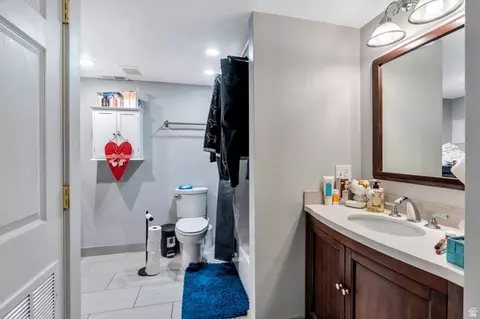 Bath - 171 E 500 N, Orem, UT 84057 photo 4 of 4