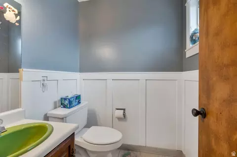 Bath - 171 E 500 N, Orem, UT 84057 photo 1 of 4