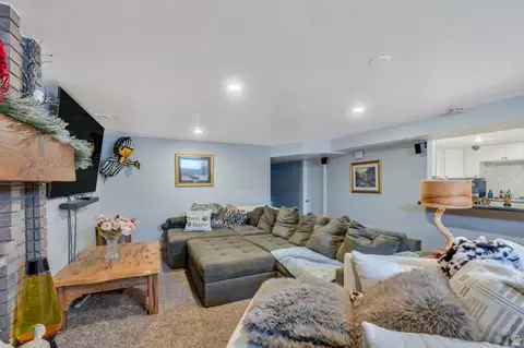 Living - 171 E 500 N, Orem, UT 84057 photo 4 of 5