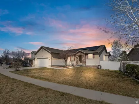 6010 W Fragrant Ln S, Herriman, UT 84096