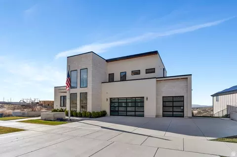 Exterior - 3918 S Mapleton Estates Dr, Mapleton, UT 84664 photo 15 of 16