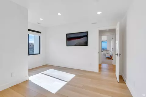 Bedroom - 3918 S Mapleton Estates Dr, Mapleton, UT 84664 photo 10 of 10