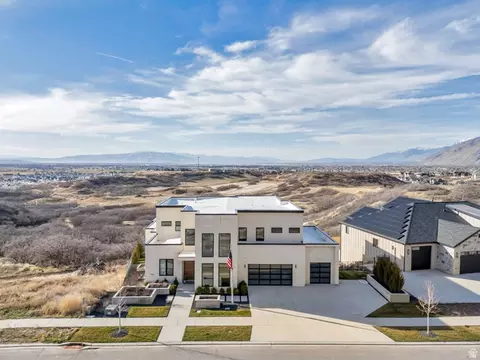 View/Area - 3918 S Mapleton Estates Dr, Mapleton, UT 84664 photo 2 of 7