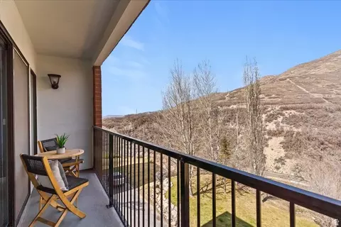 850 S Donner Way #505, Salt Lake City, UT 84108