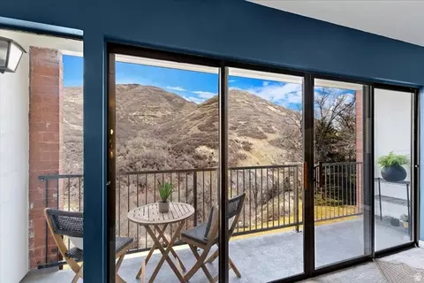 850 S Donner Way #505, Salt Lake City, UT 84108