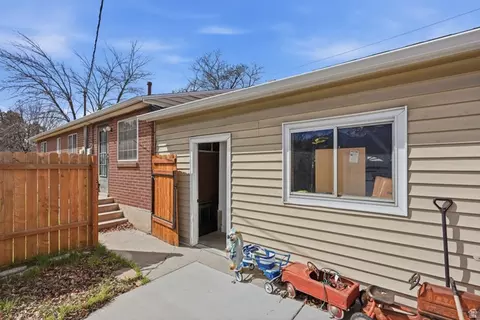 Exterior - 7795 S 1000 E, Midvale, UT 84047 photo 2 of 3