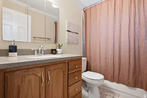 Bath - 7795 S 1000 E, Midvale, UT 84047 photo 3 of 4