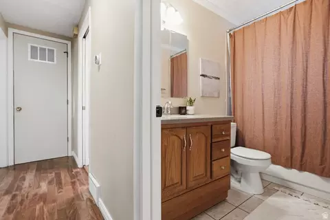 Entry Way - 7795 S 1000 E, Midvale, UT 84047 photo 1 of 1