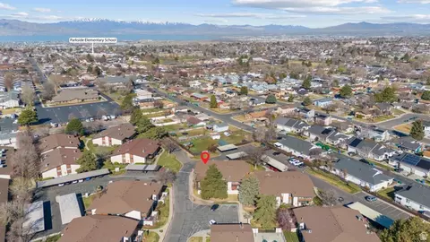 View/Area - 249 W Garden Park, Orem, UT 84057 photo 6 of 8