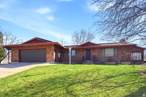 488 E 250 S, Hyde Park, UT 84318