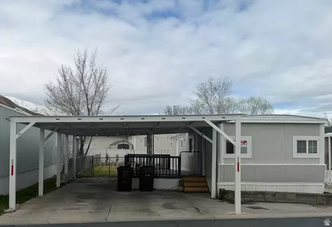 3712 S Elk Ridge Dr, Magna, UT 84044