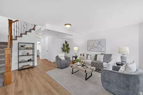 213 E Tamarak Cir, Lehi, UT 84043