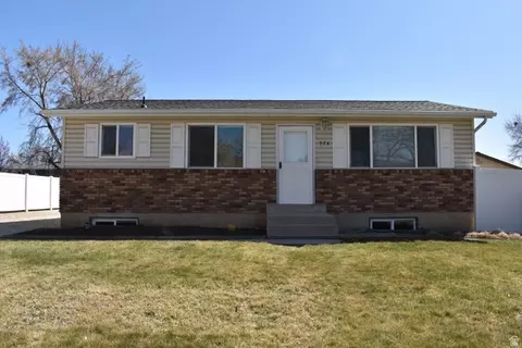 574 E Aloha Ln S, Sandy, UT 84070