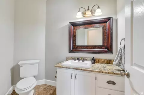 Bath - 1480 430 E, Orem, UT 84097 photo 5 of 9