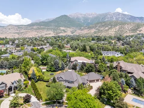 View/Area - 1480 430 E, Orem, UT 84097 photo 9 of 10