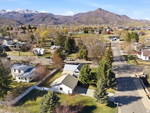 View/Area - 85 N 100 E, Midway, UT 84049 photo 4 of 8