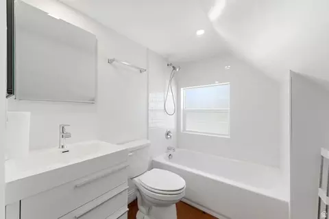 Bath - 85 N 100 E, Midway, UT 84049 photo 1 of 3