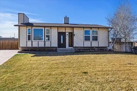 5578 W Poacher Cir S, Salt Lake City, UT 84118