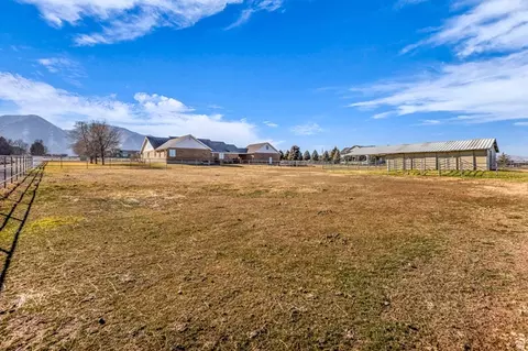 Exterior - 1060 W 2620 S, Mapleton, UT 84664 photo 16 of 22