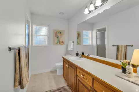 Bath - 1060 W 2620 S, Mapleton, UT 84664 photo 3 of 5