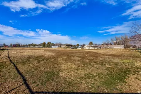 Exterior - 1060 W 2620 S, Mapleton, UT 84664 photo 15 of 22
