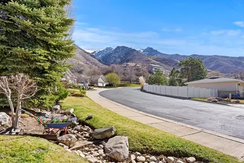 3100 E 1850 N, Layton, UT 84040 photo 17