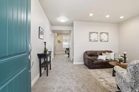 Entry Way - 522 N 800 E, Hyde Park, UT 84318 photo 1 of 6