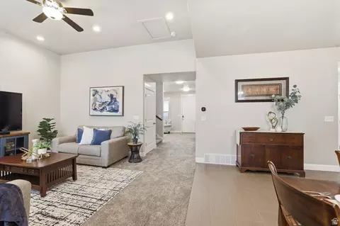 Entry Way - 522 N 800 E, Hyde Park, UT 84318 photo 2 of 6