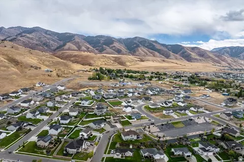 View/Area - 522 N 800 E, Hyde Park, UT 84318 photo 10 of 10