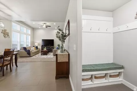 Entry Way - 522 N 800 E, Hyde Park, UT 84318 photo 5 of 6